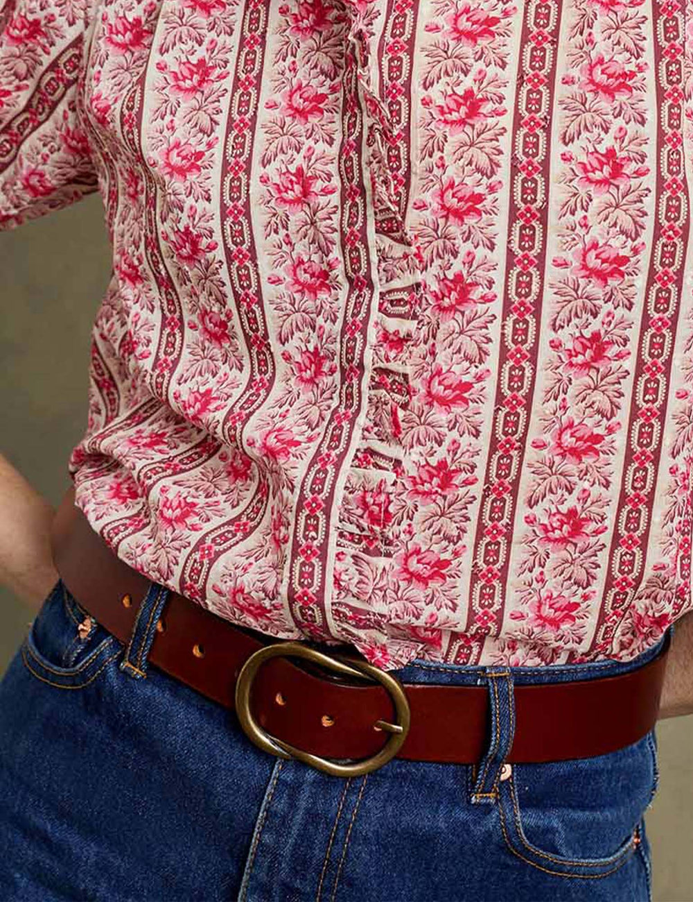 Pretzel Buckle Belt