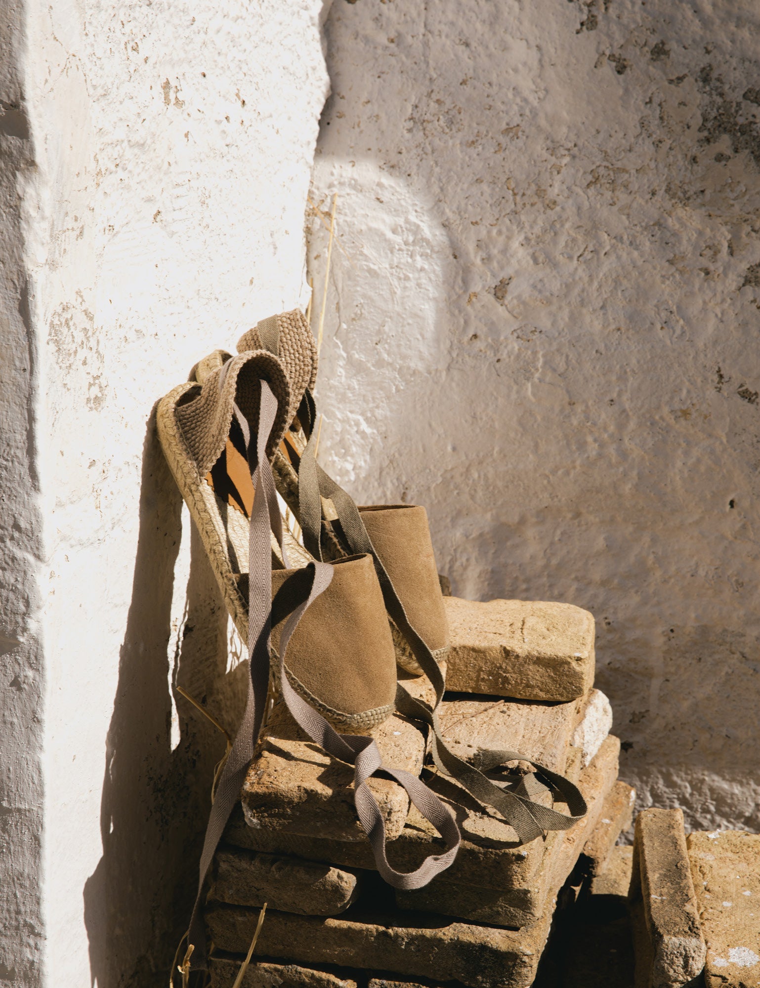Low Valenciana Suede Espadrille