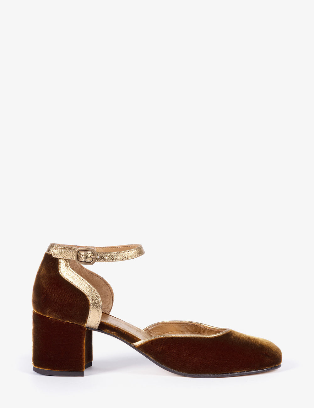 Sedara Velvet Shoe