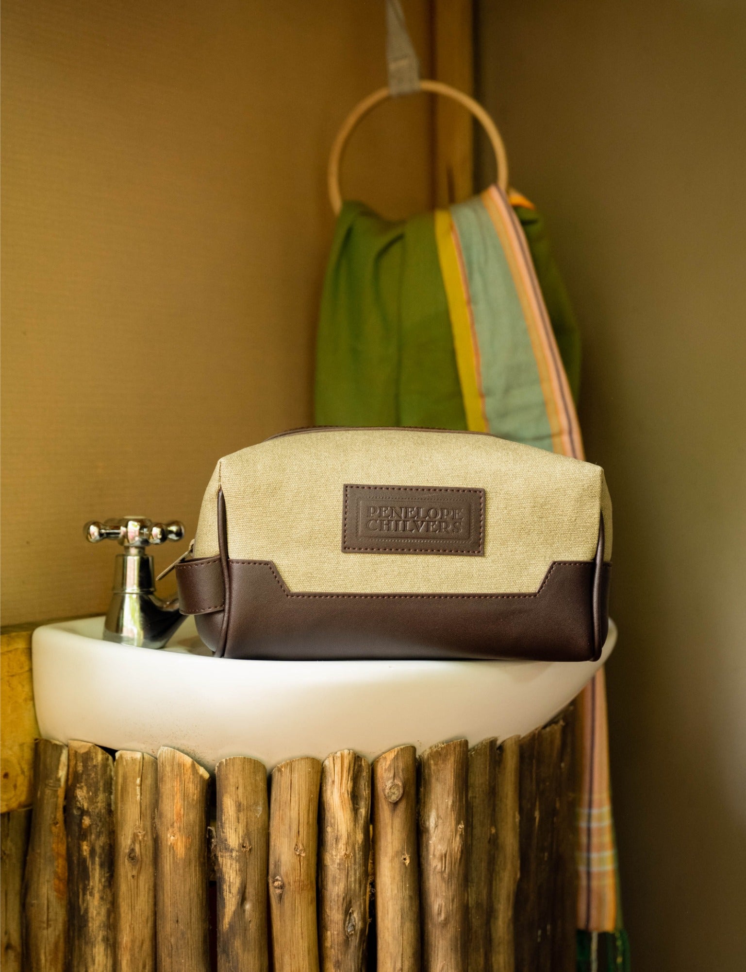 Wilderness Waxed Cotton Washbag
