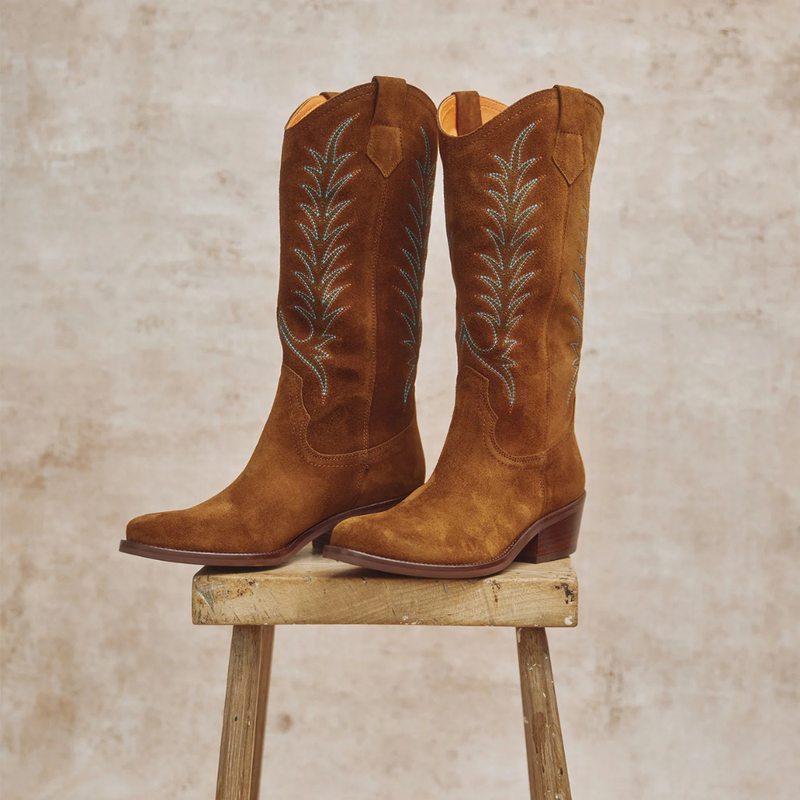 goldie boot 1