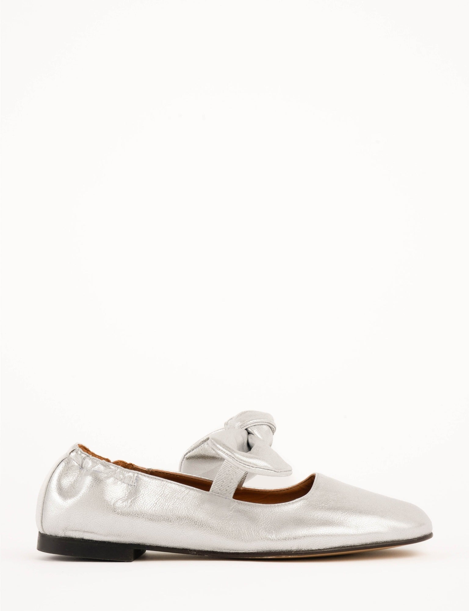 Minnie Leather Pump