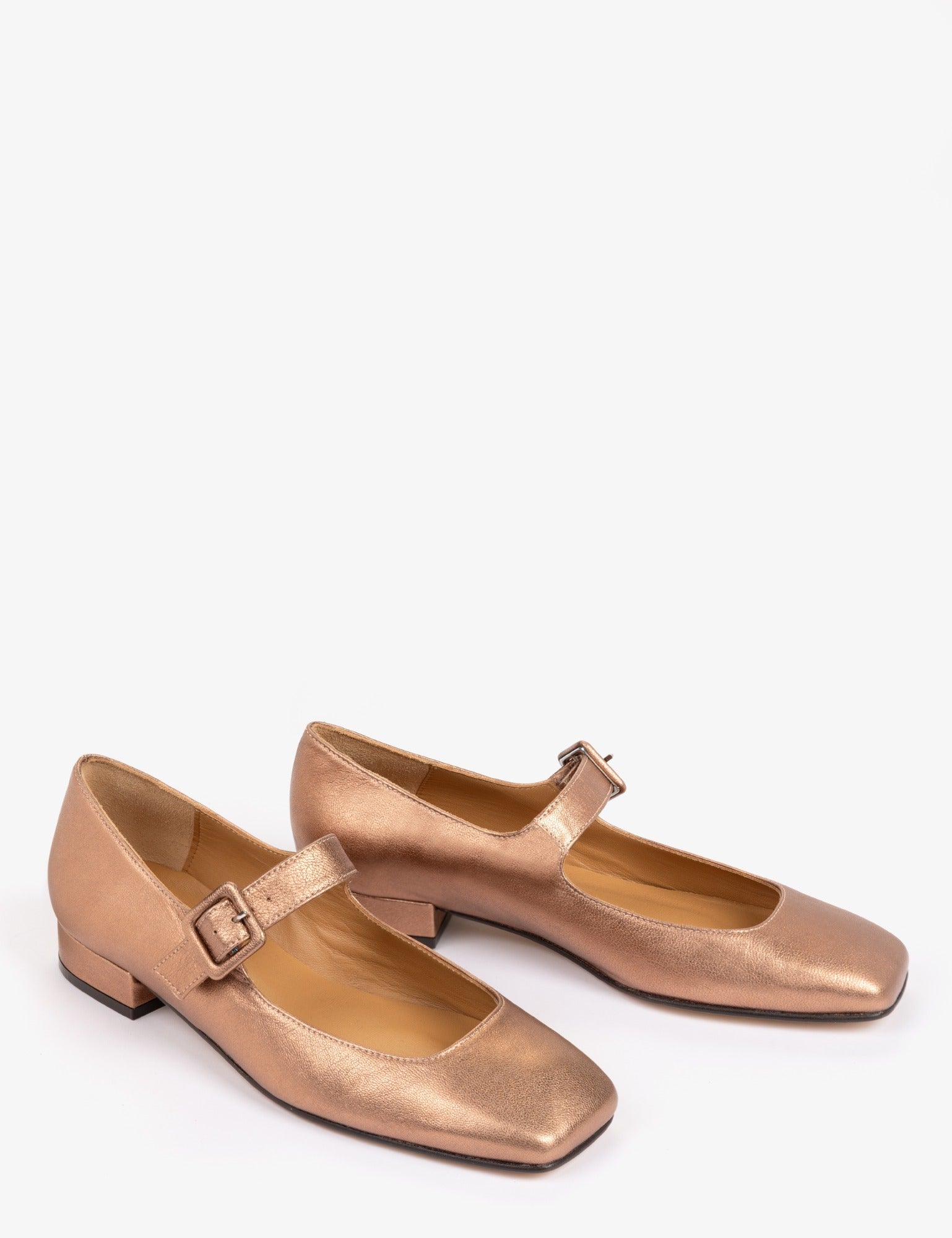 Low Mary Jane Leather Shoe