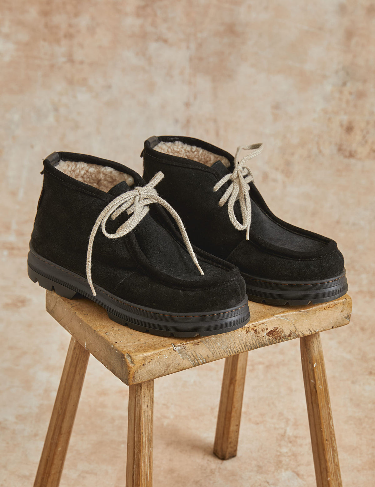 Penelope Chilvers Phenomenal Suede Shearling-lined Boot
