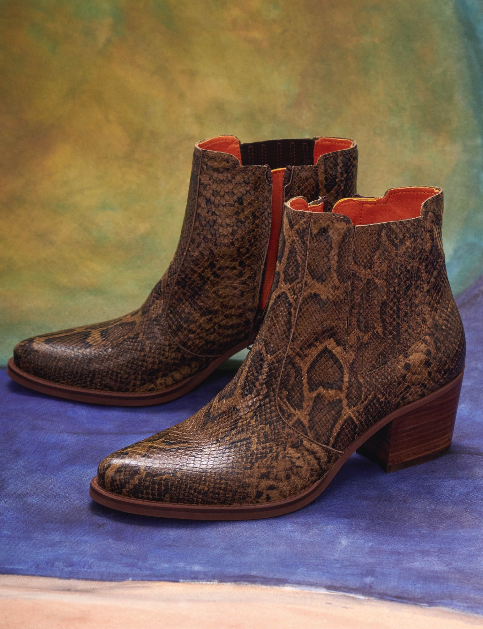 Raven Snake Effect Boot