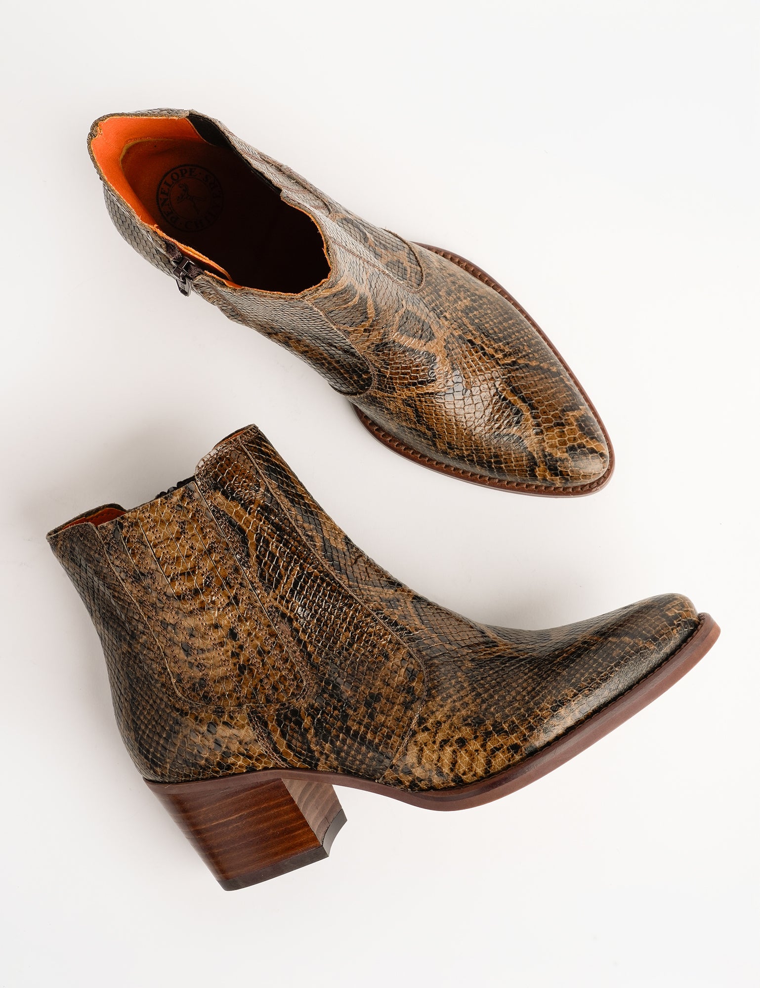Raven Snake Effect Boot