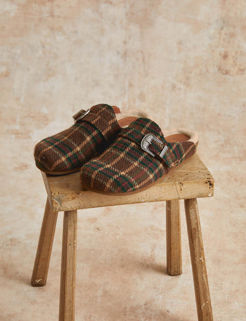 Wyoming Tartan Slide