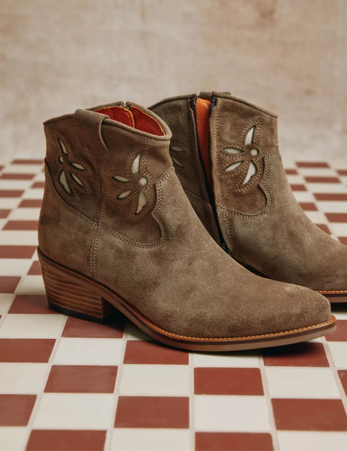 cassidy jasmine boot studio