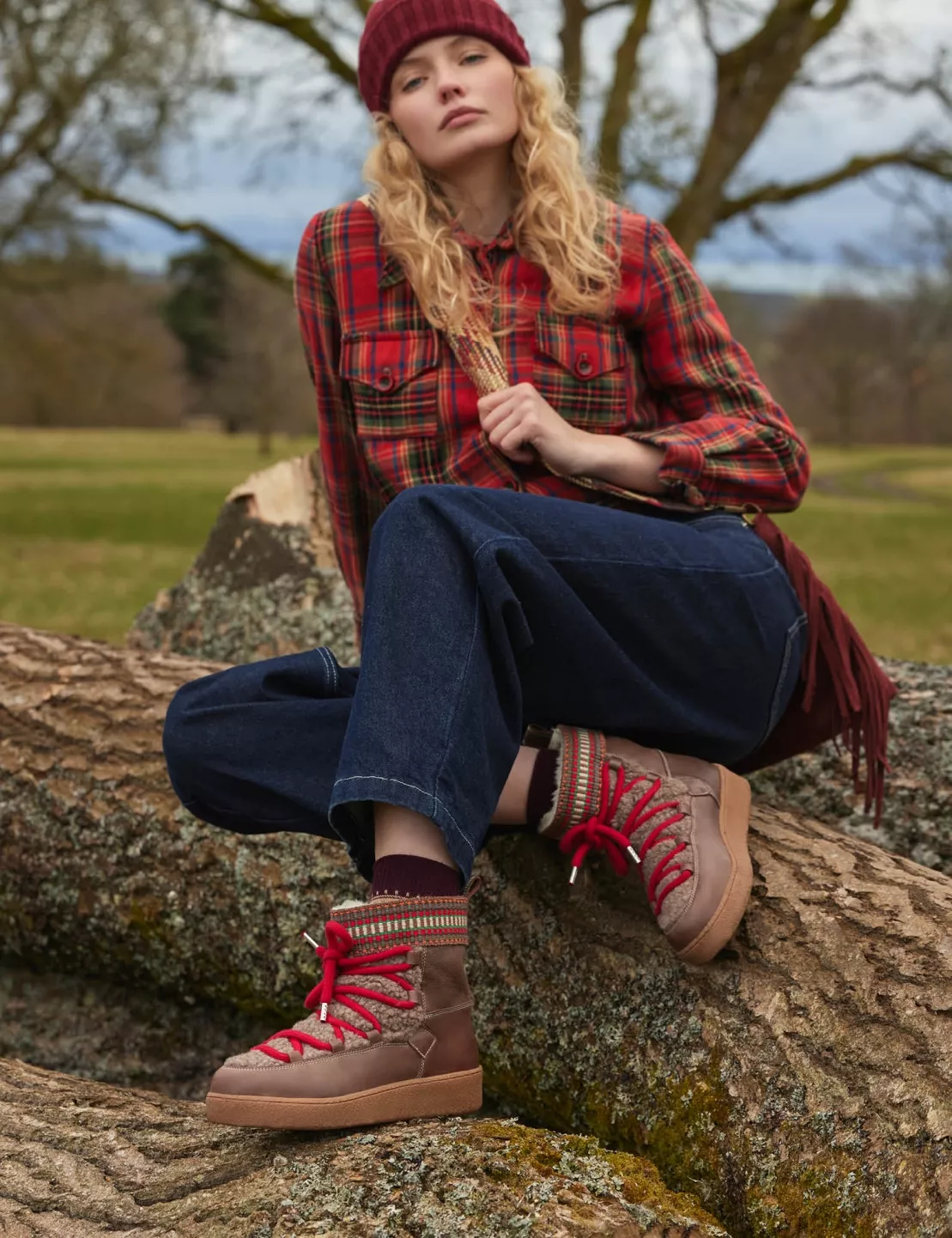 cosmos-fleece-boot-dark-brown-multi-5