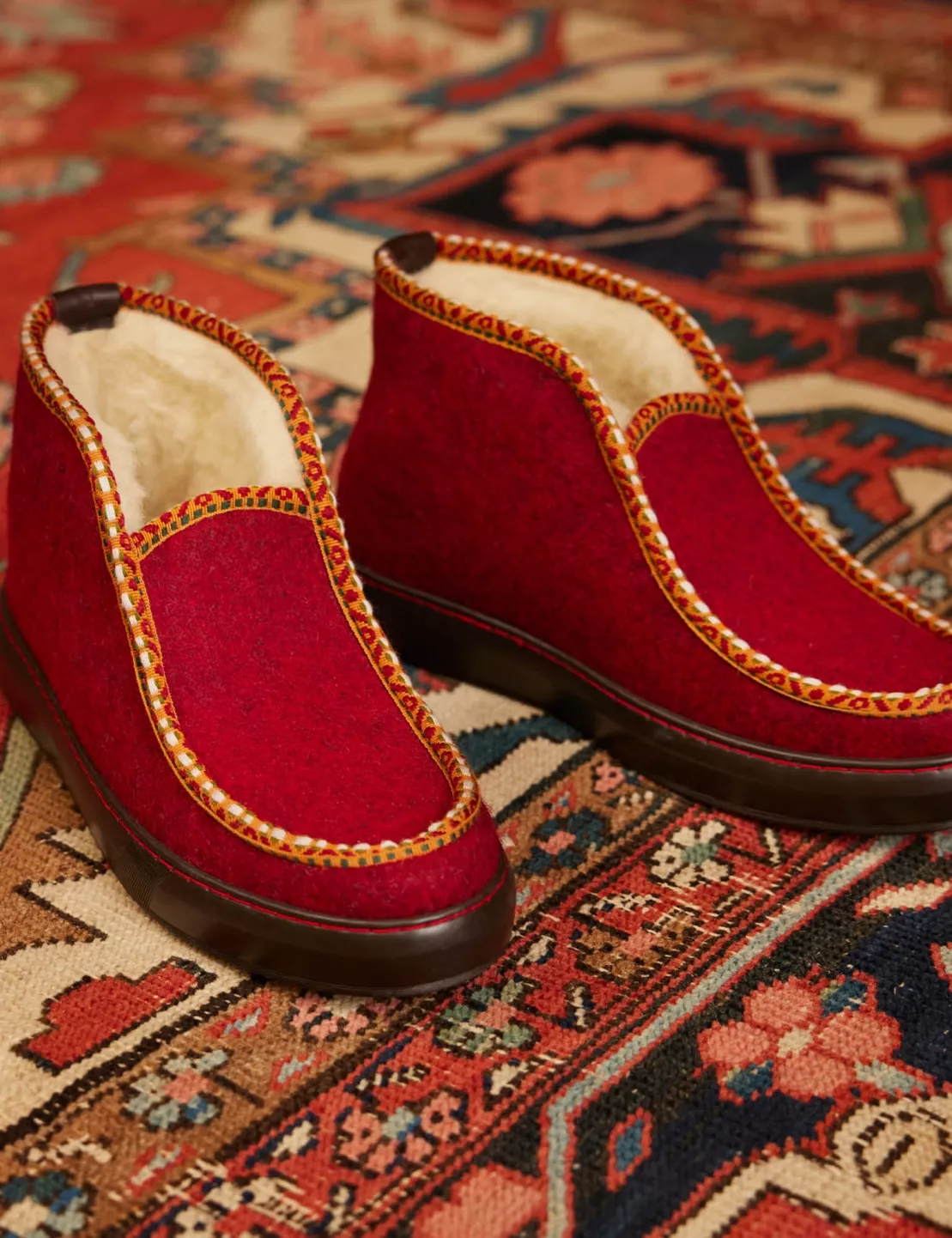 inuit-felt-wool-lined-slipper-claret-5
