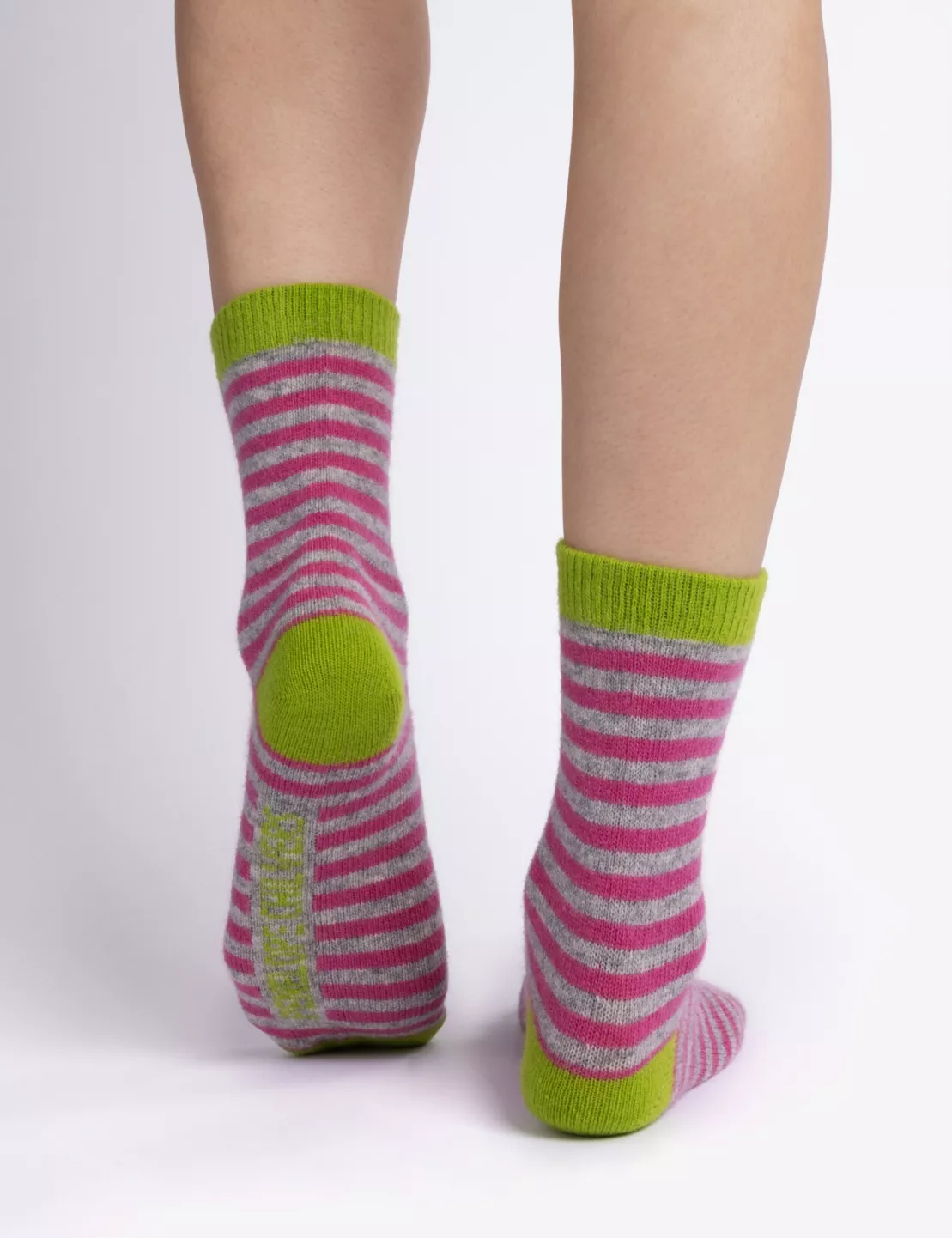 lambswool-candy-stripe-sock-lime-fizz-3