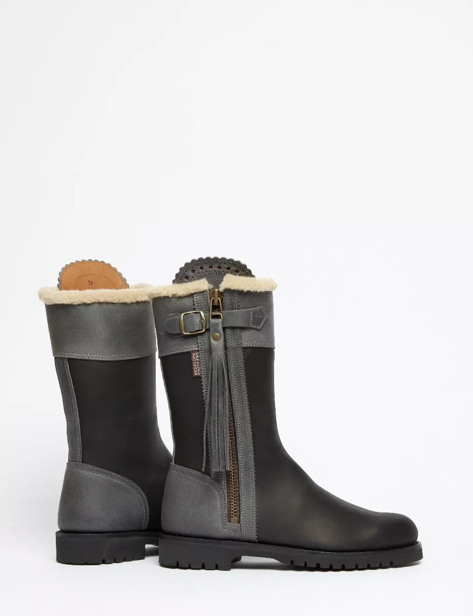 Discontinued - Midcalf Tassel Lined Boot