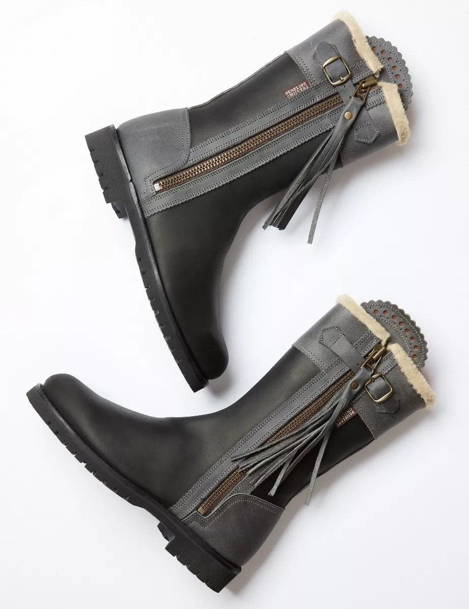Discontinued - Midcalf Tassel Lined Boot