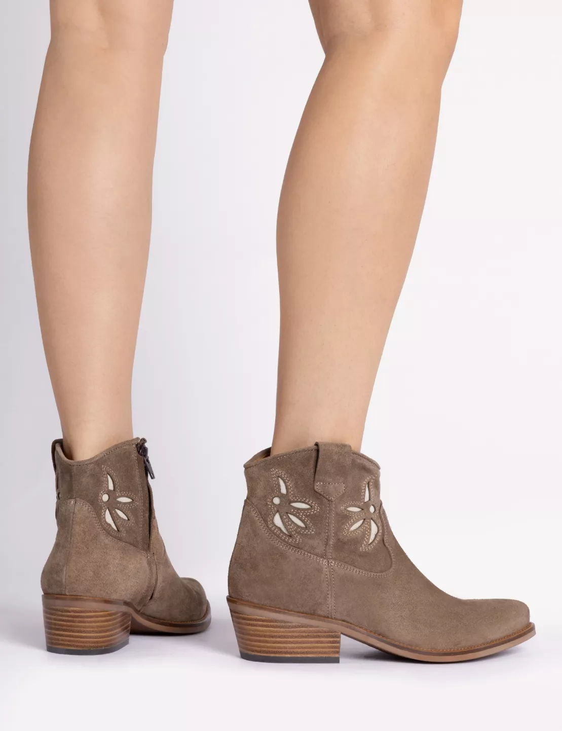cassidy-jasmine-boot-sesame-5