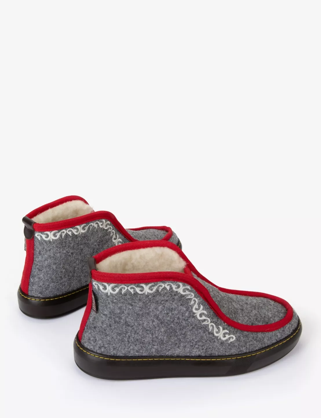 inuit-embroidered-felt-wool-lined-slipper-flannel-grey-2